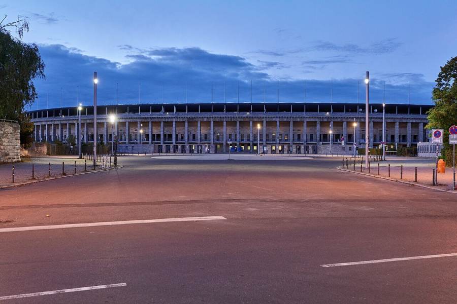 英格兰 比赛日看台与球迷
